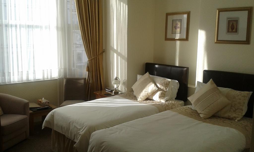 Cedar Lodge Llandudno Pokoj fotografie